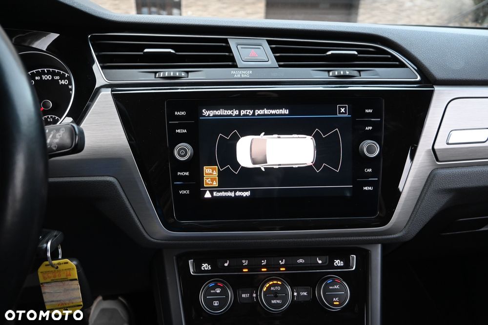 Volkswagen Touran 1.6 TDI SCR (BlueMotion Technology) DSG Comfortline - 33