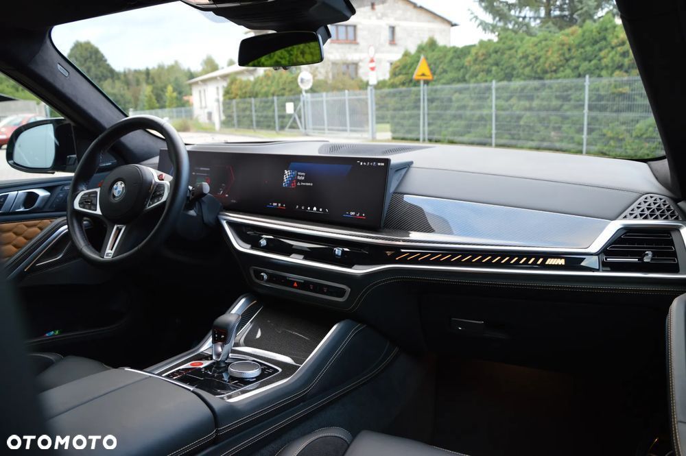 BMW X6M - 22