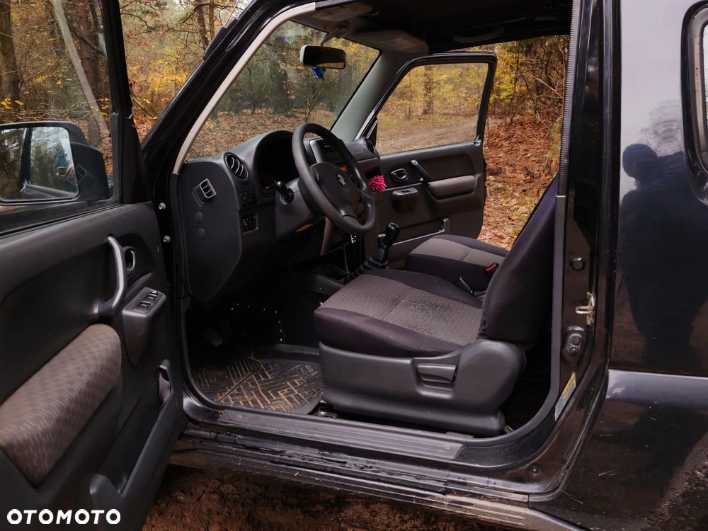 Suzuki Jimny - 26