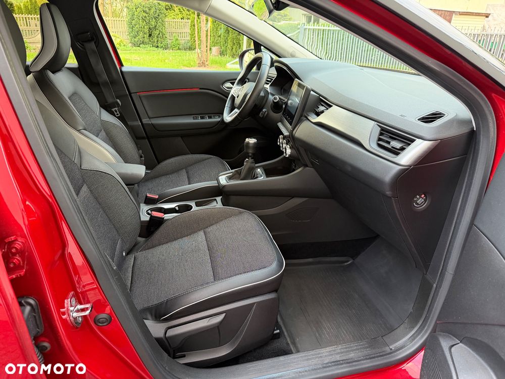 Renault Captur TCe 100 INTENS - 14