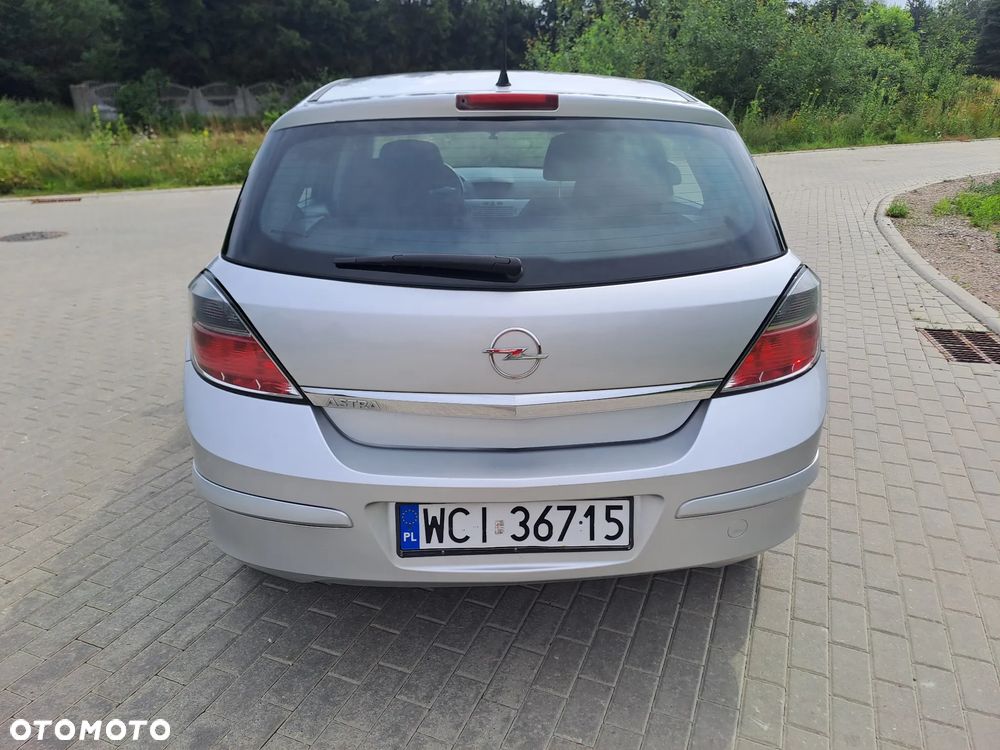 Opel Astra 1.6 Enjoy EU6 - 21