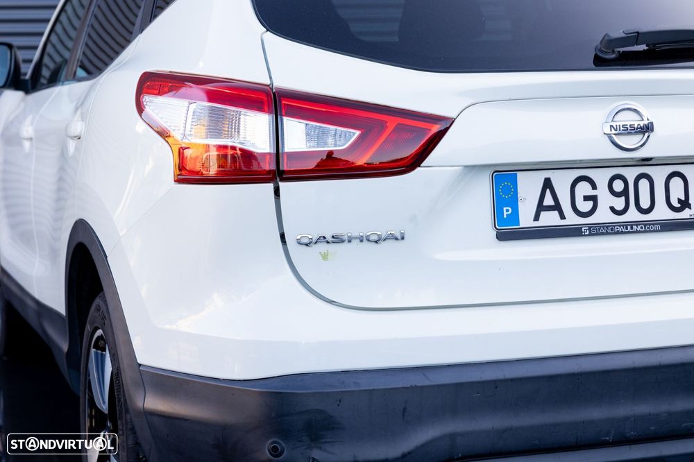 Nissan Qashqai 1.5 dCi N-Connecta - 11