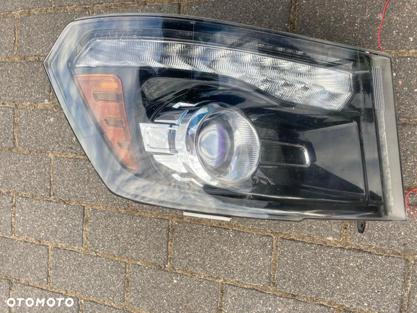 LAMPA LEWA DODGE RAM 12-18 R.