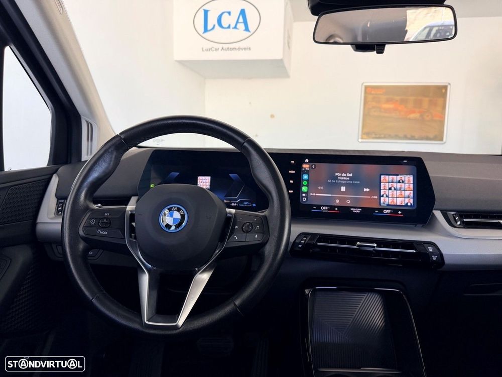 BMW 225xe Active Tourer e xDrive Edição Optimized - 18