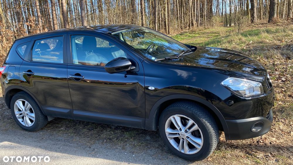 Nissan Qashqai - 1