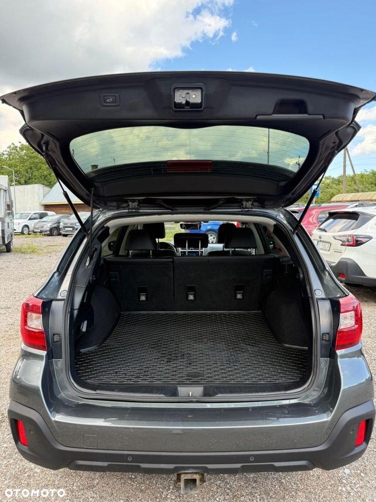 Subaru Outback - 12