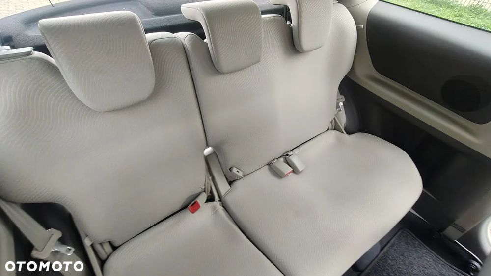 Toyota Yaris 1.33 VVT-i Executive - 19