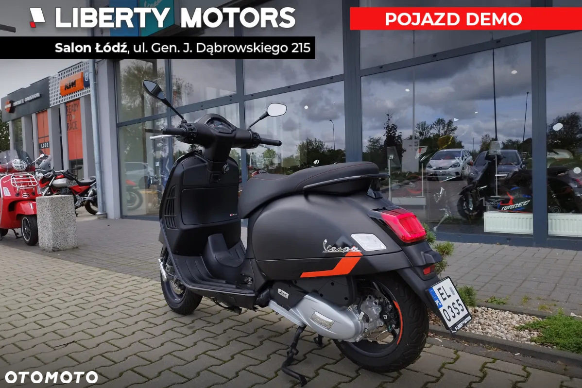 Vespa GTS - 7
