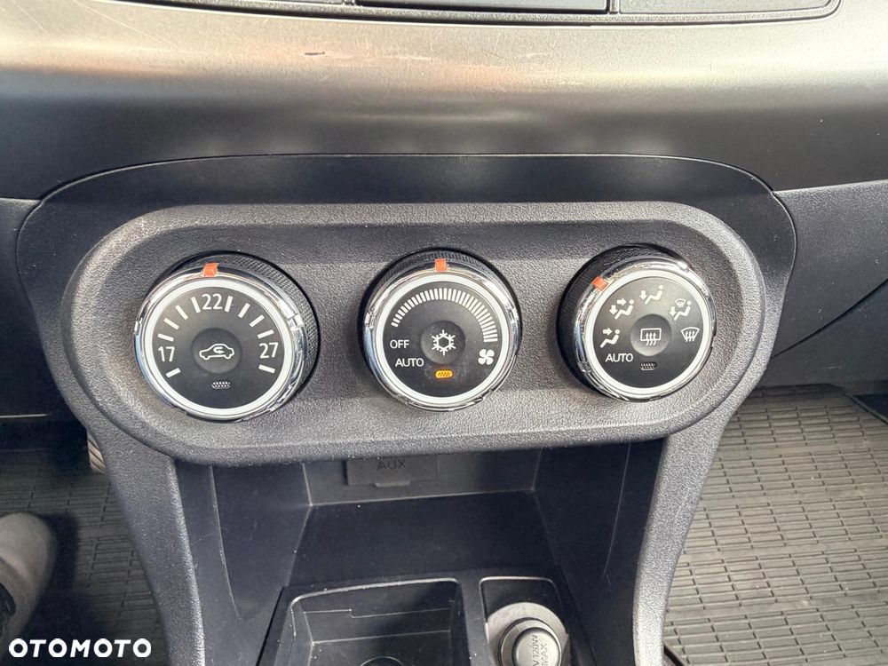 Mitsubishi Lancer 1.6 Invite - 14