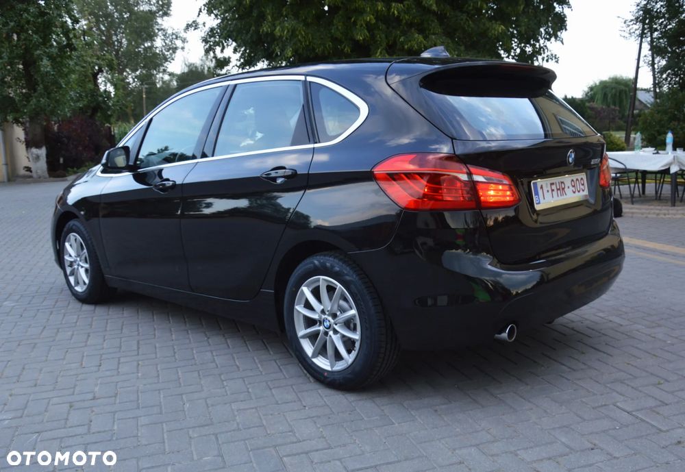 BMW Seria 2 216d - 3
