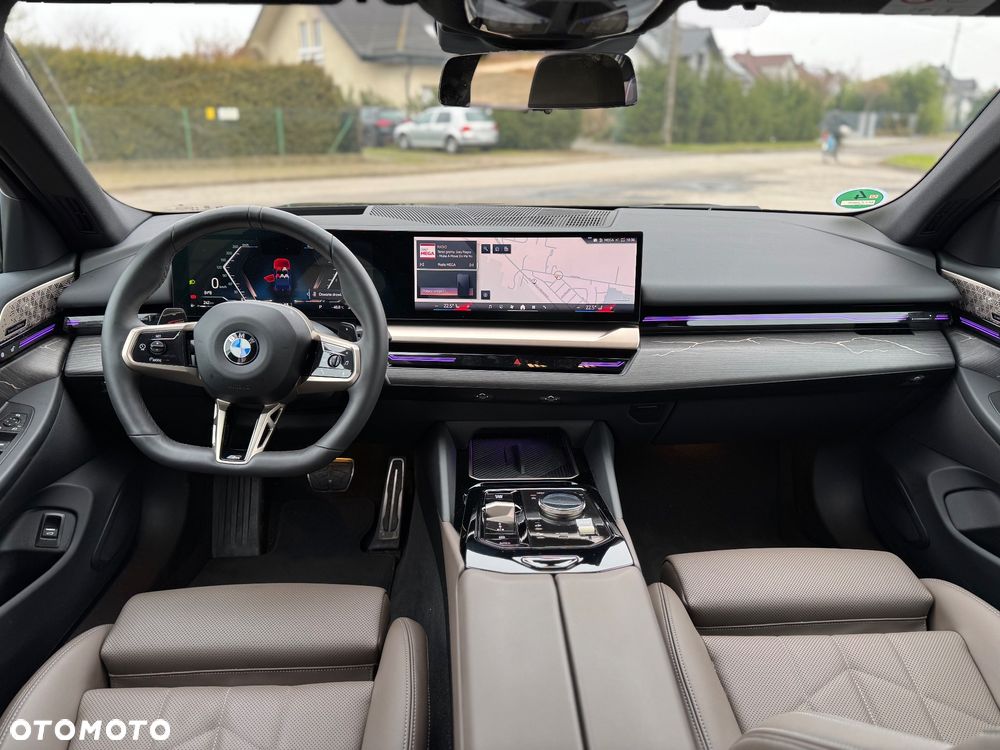 BMW Seria 5 520d - 31