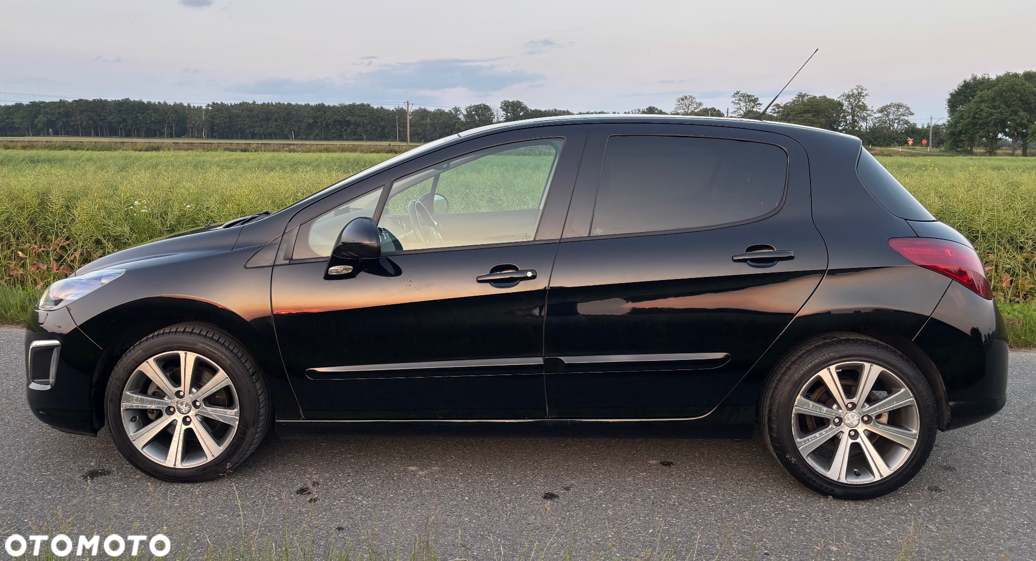 Peugeot 308 HDi FAP 150 Allure - 15