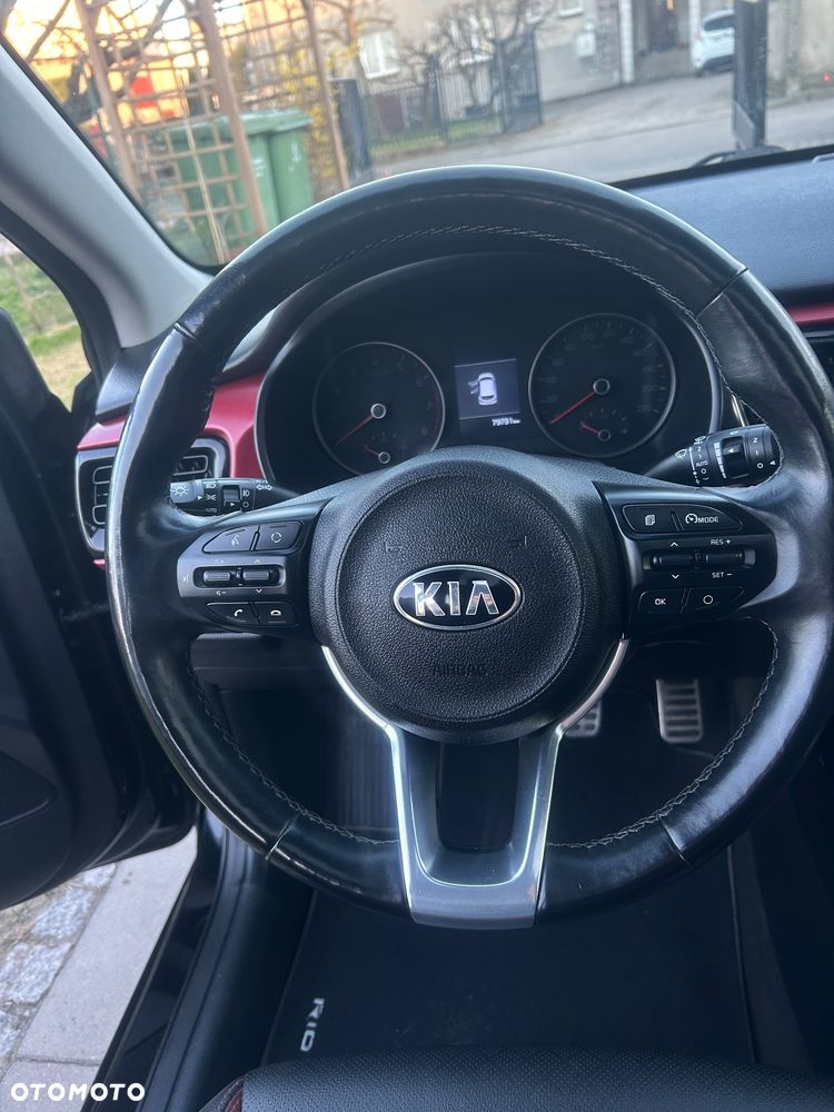 Kia Rio - 26