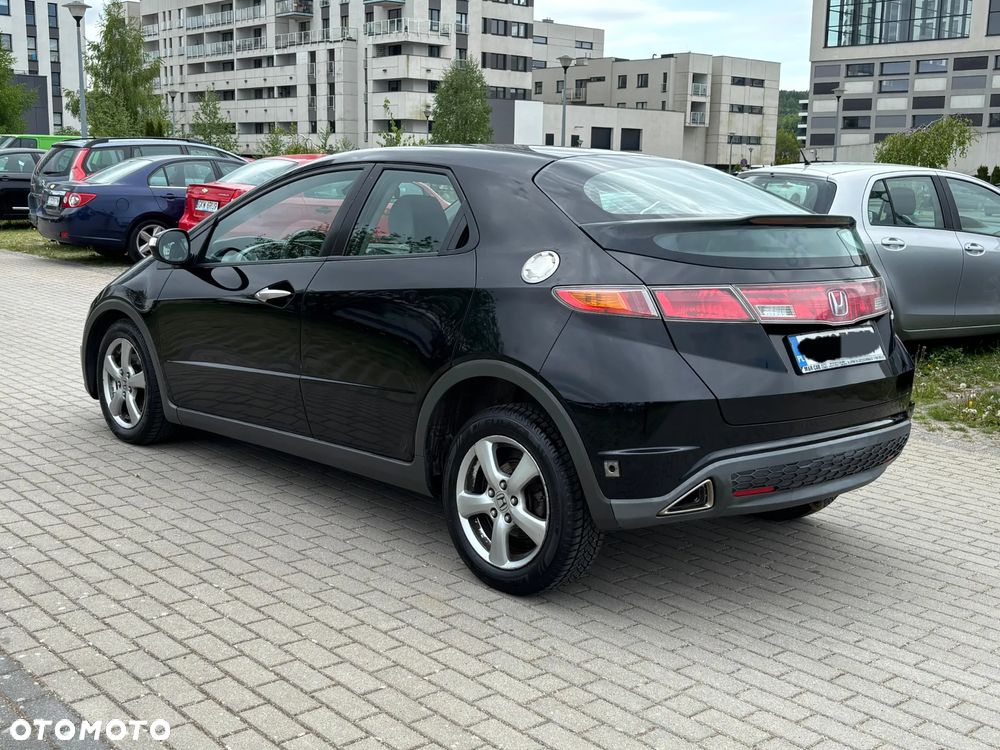 Honda Civic 1.8 Comfort - 4