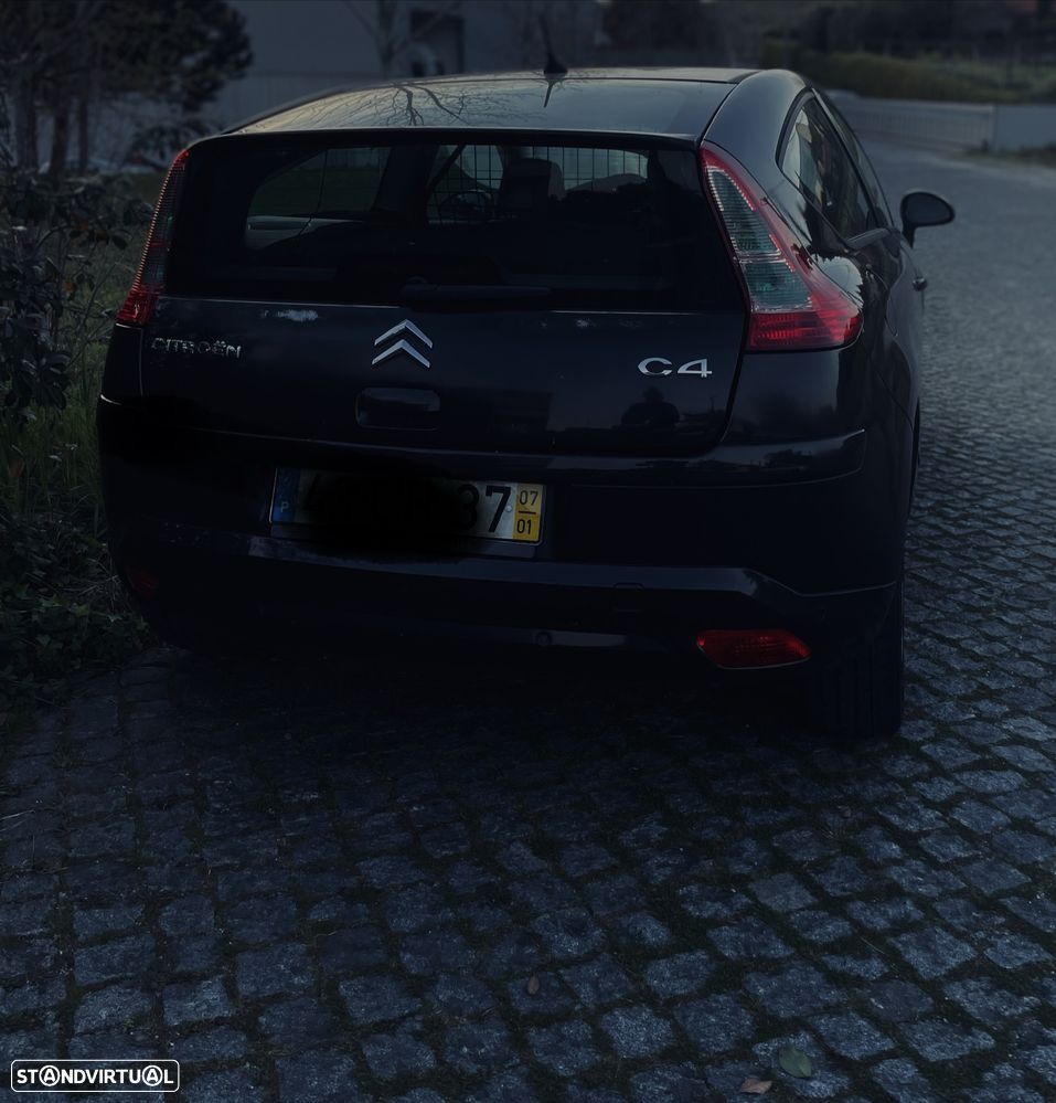 Citroën C4 1.6 HDi 110 VTR Pack - 2