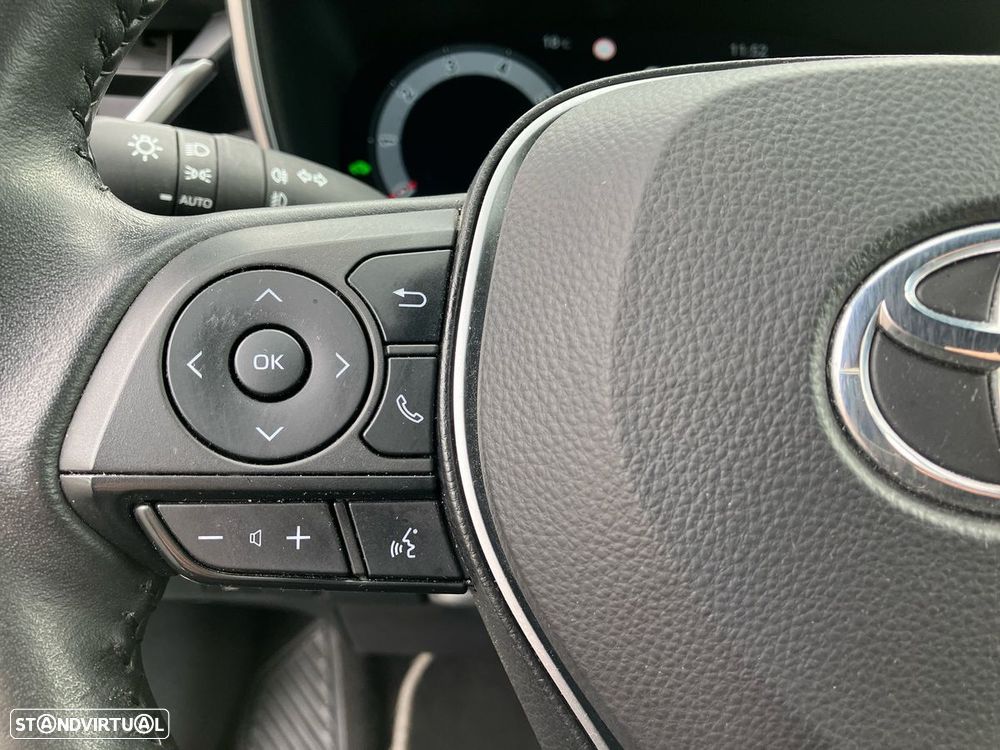 Toyota Corolla Touring Sports 1.8 Hybrid Comfort Plus - 30