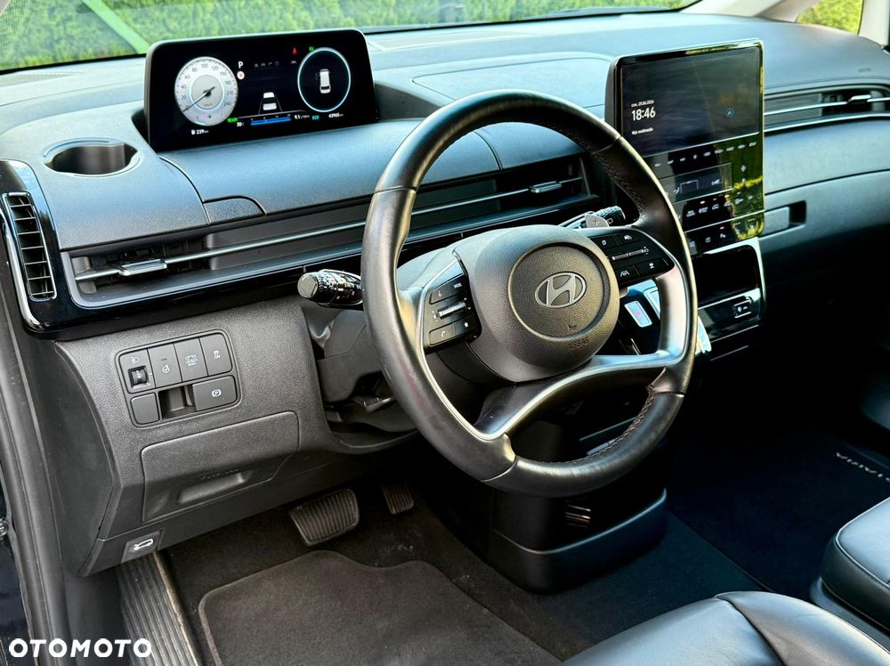 Hyundai Staria 1.6 T-GDI HEV Smart VIP - 20
