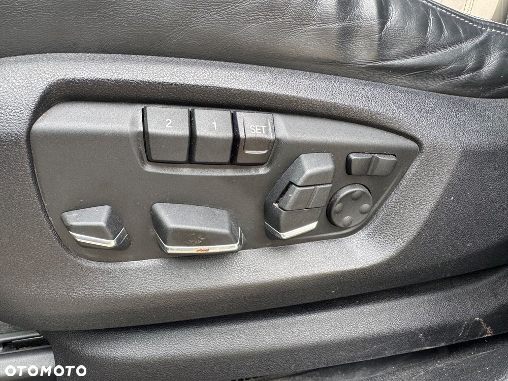 BMW X6 - 12