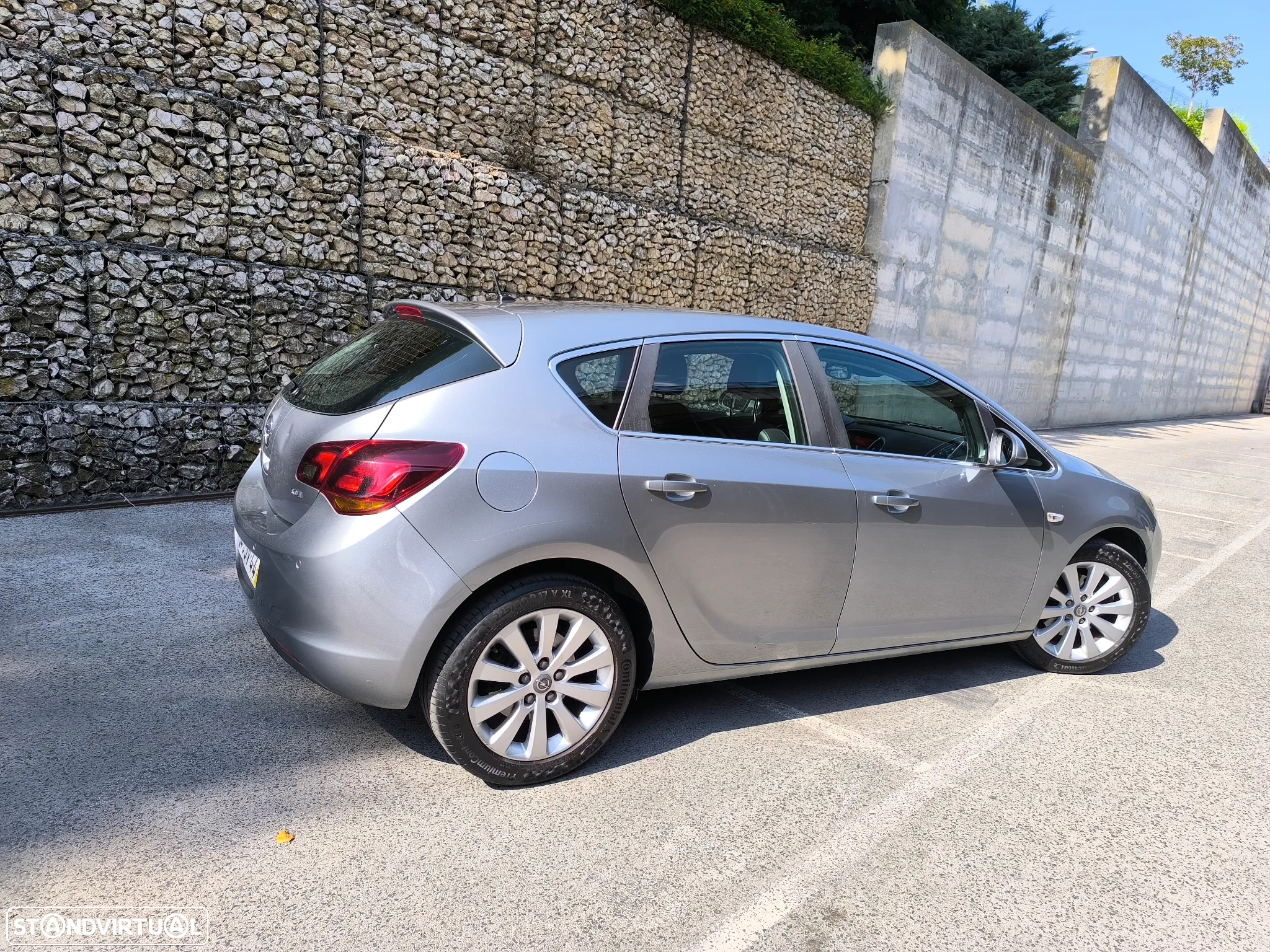 Opel Astra 1.7 CDTi Cosmo - 9