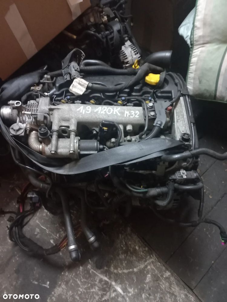 Silnik opel astra zafira b vectrac c 1.9 cdti 120km z19dt