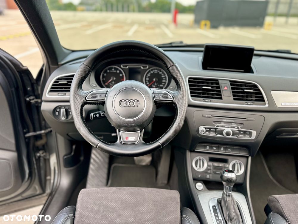 Audi Q3 2.0 TFSI Quattro S tronic - 6