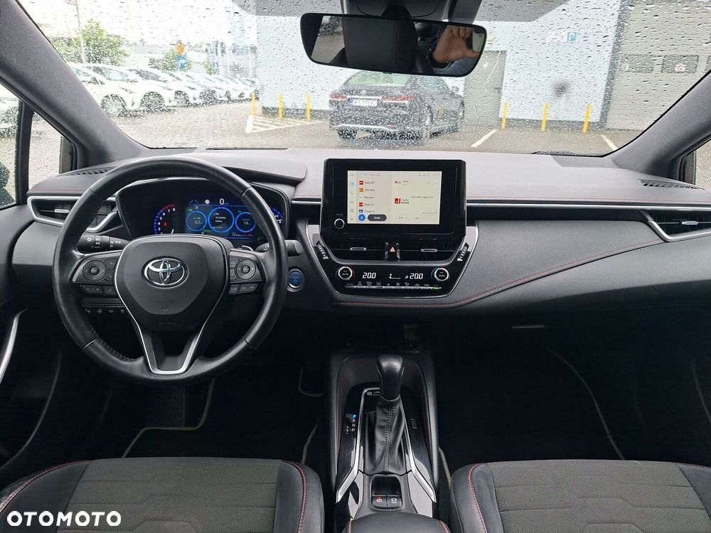 Toyota Corolla 2.0 Hybrid Executive - 13
