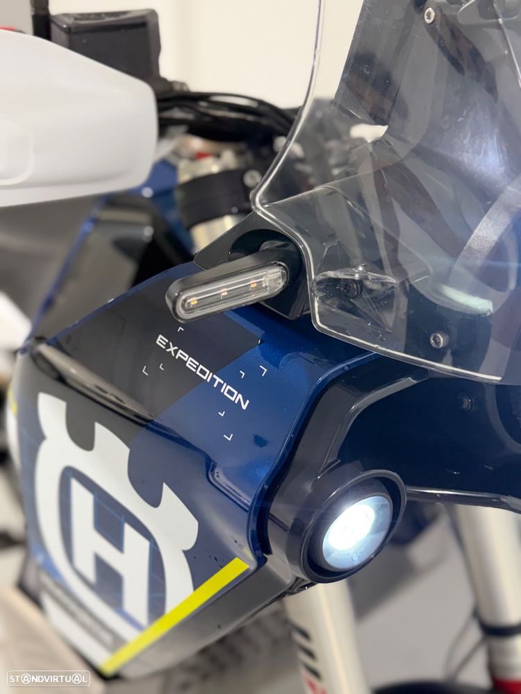 Husqvarna Norden 901 Expedition - 12