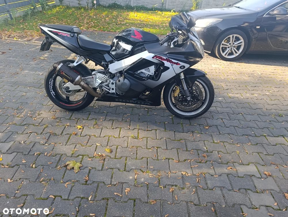 Honda CBR - 19