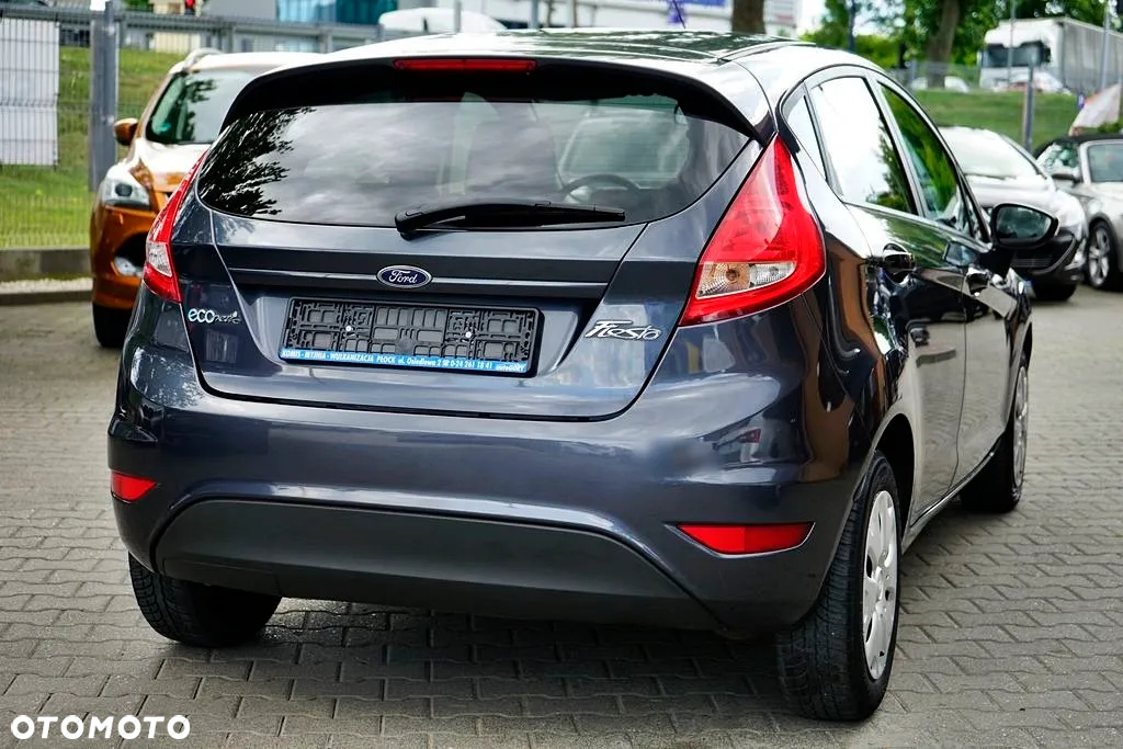 Ford Fiesta - 6