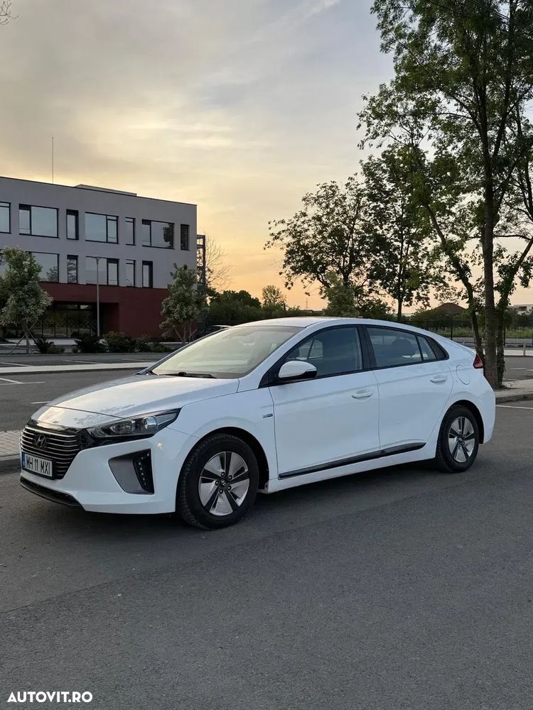 Hyundai IONIQ 1.6 GDI Style - 1
