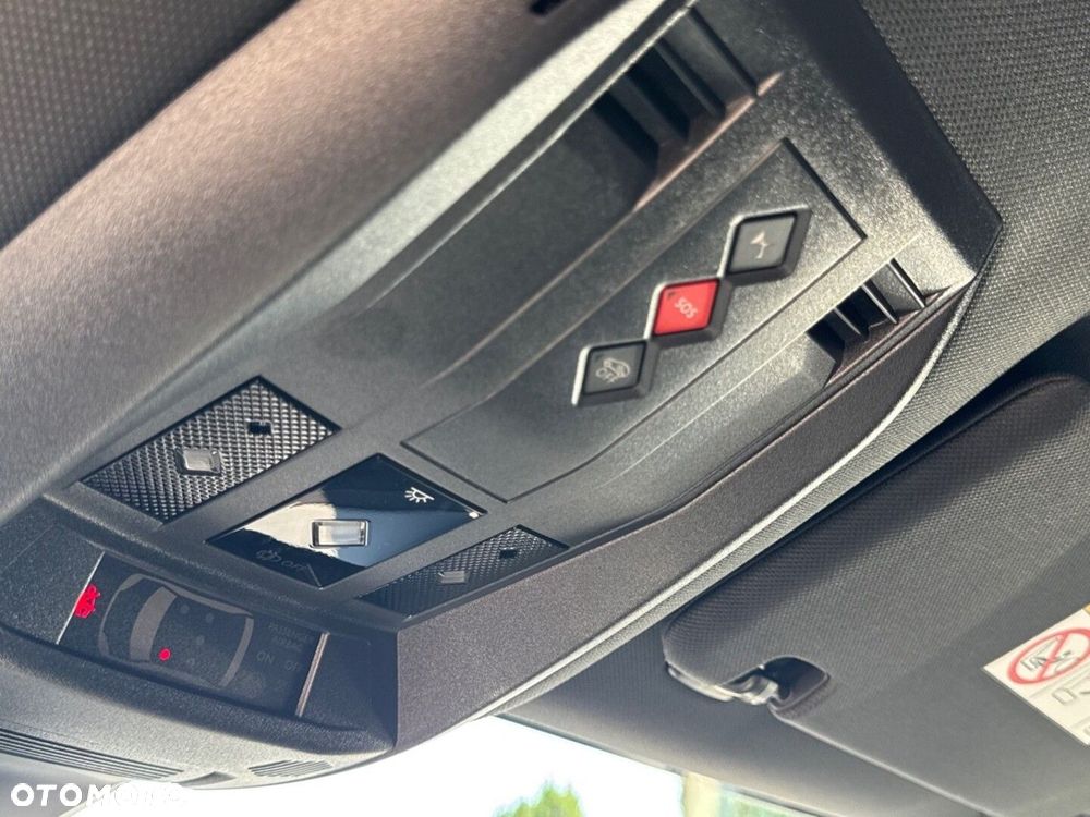 DS Automobiles DS 7 Crossback 1.5 BlueHDi Performance Line + - 18