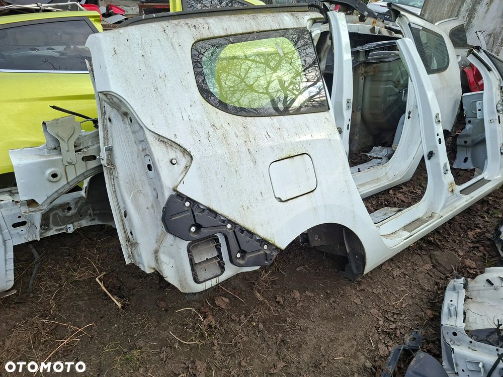 dacia lodgy  blotnik slupek prog lewy  poznan - 3