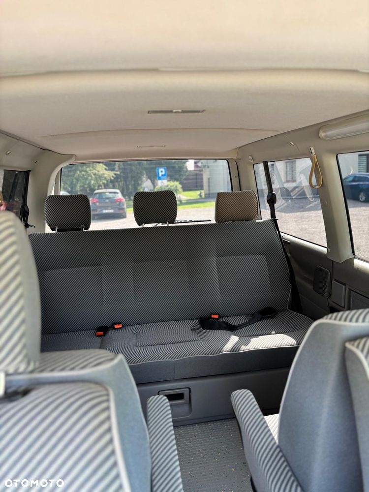 Volkswagen Transporter Mixt - 18