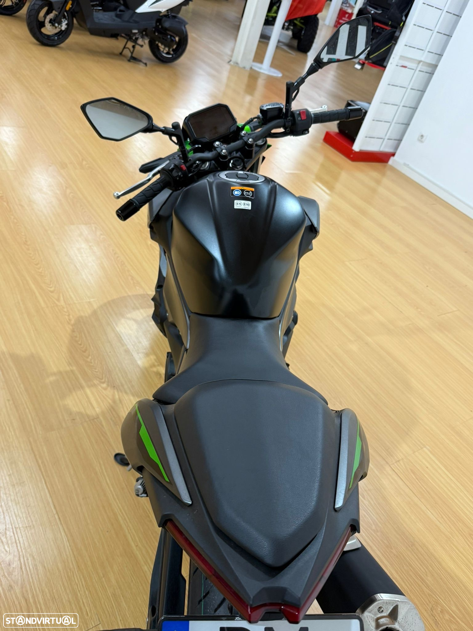 Kawasaki Z SE - 7