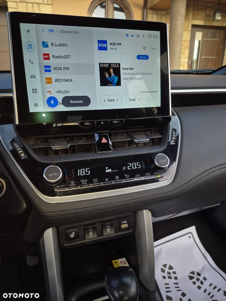 Toyota Corolla Cross 2.0 Hybrid Style AWD - 9