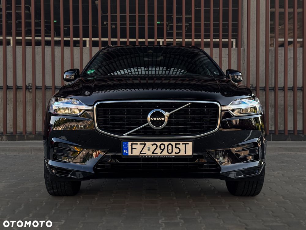 Volvo XC 60 D4 R-Design - 2