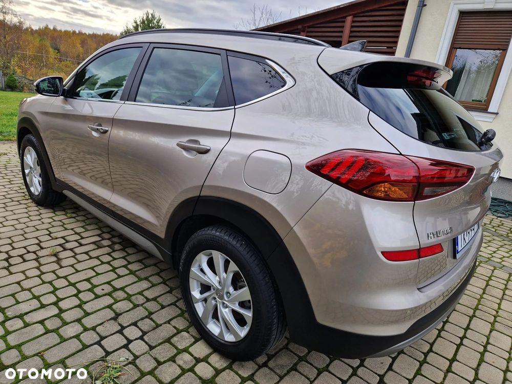 Hyundai Tucson 1.6 CRDi Comfort 2WD - 18
