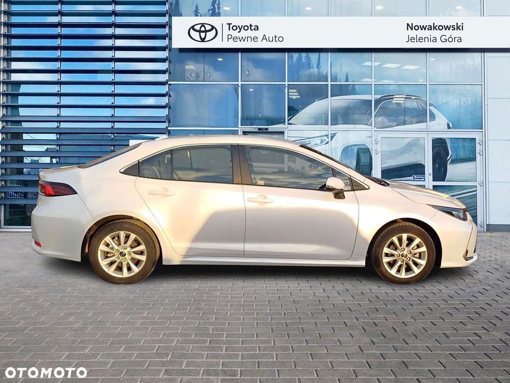 Toyota Corolla 1.8 Hybrid Comfort - 4