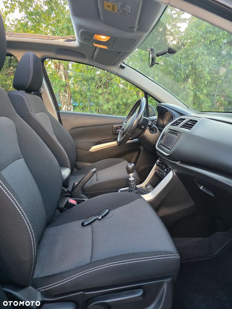 Suzuki SX4 S-Cross 1.6 DDiS 4x2 Comfort+ - 28
