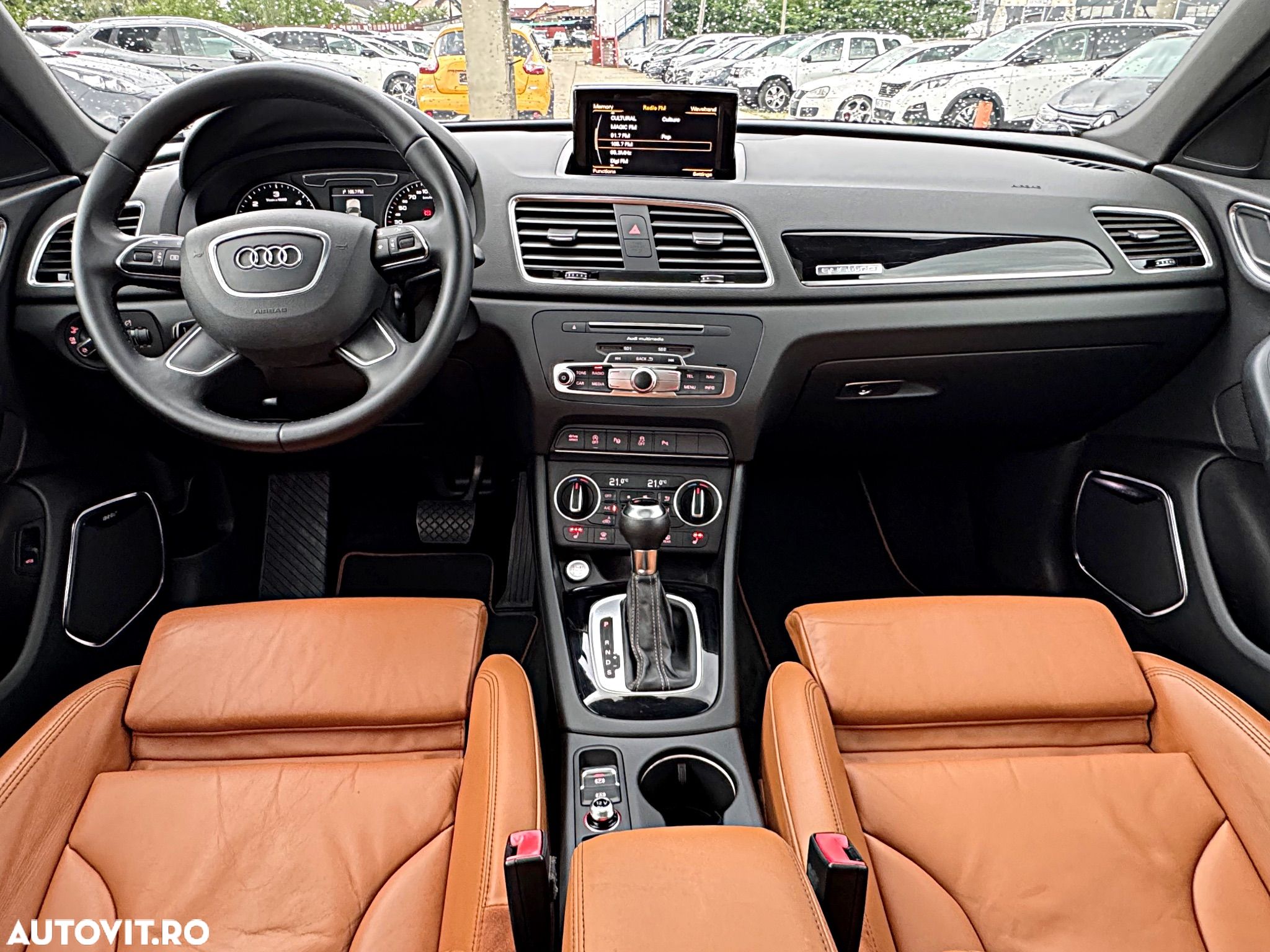 Audi Q3 2.0 TDI Quattro S tronic sport - 1