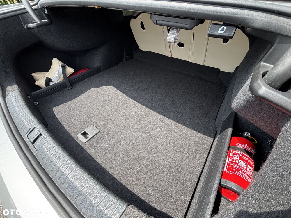 Volkswagen Passat 1.6 TDI BMT Comfortline - 23
