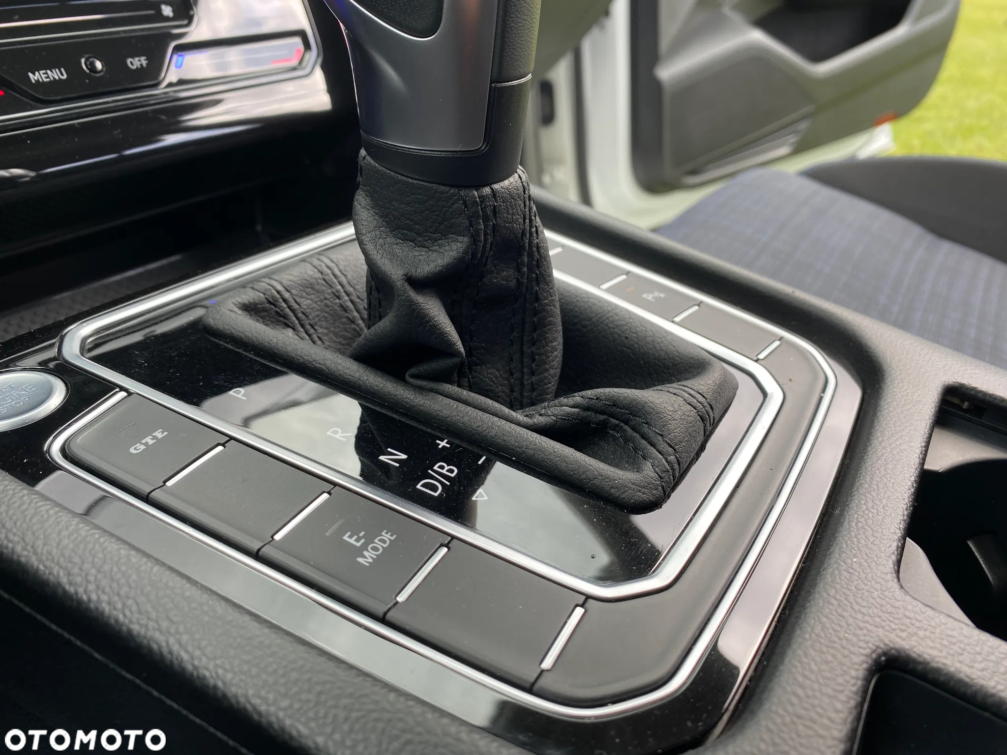 Volkswagen Passat - 36