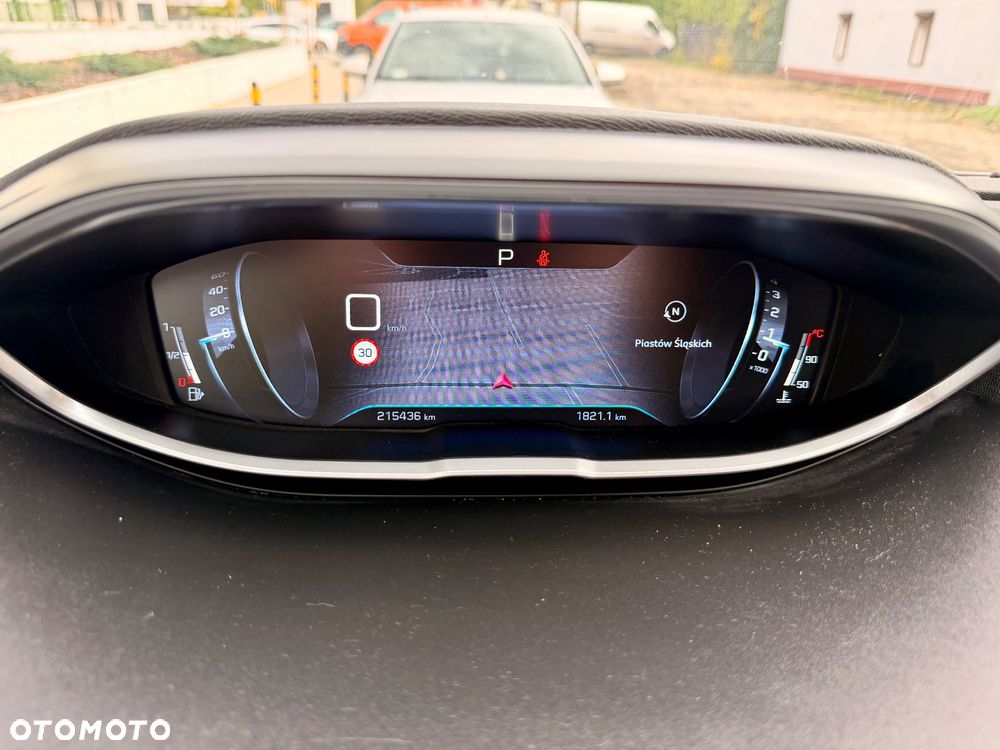 Peugeot 5008 1.6 BlueHDI Allure S&S EAT6 - 9