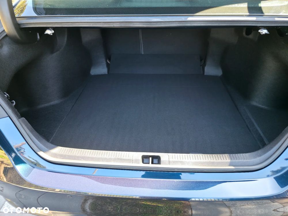 Toyota Camry 2.5 Hybrid Prestige CVT - 14