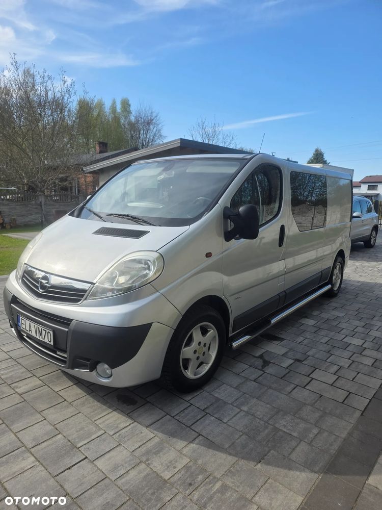 Opel Vivaro - 8