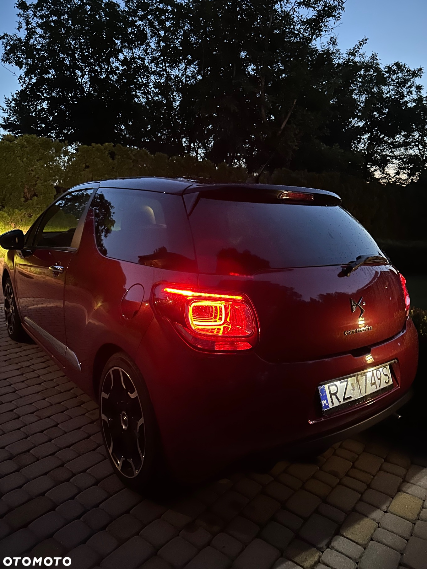 Citroën DS3 1.6 HDi SoChic - 19