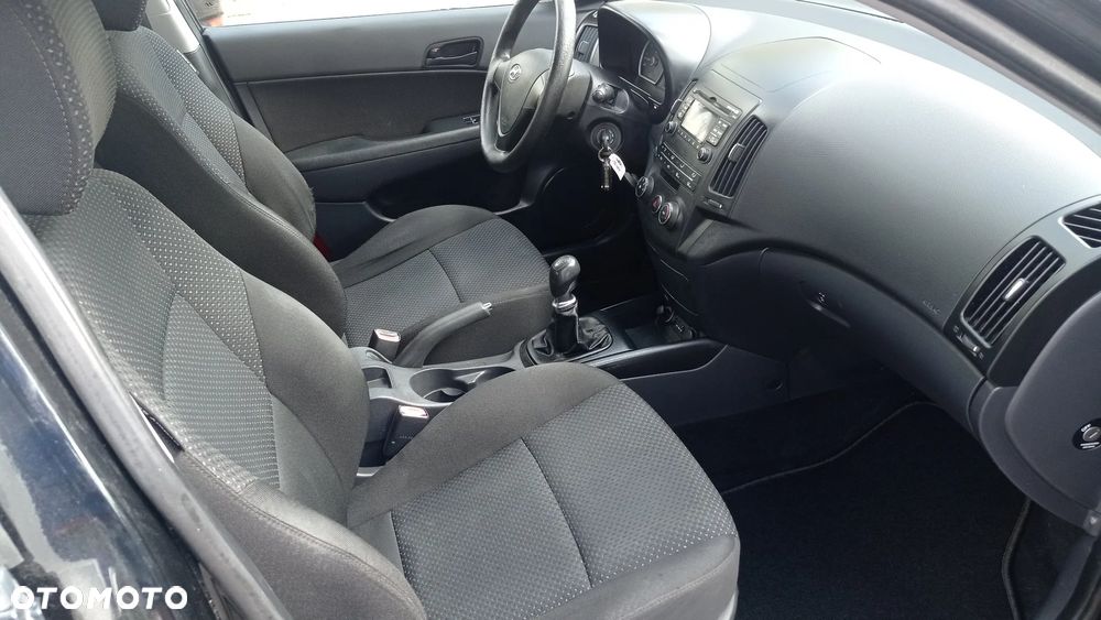 Hyundai i30 i30cw 1.4 Comfort - 38