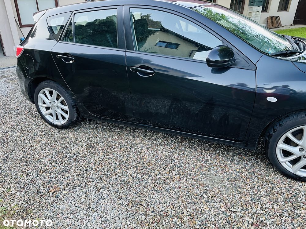 Mazda 3 1.6 Exclusive + - 5