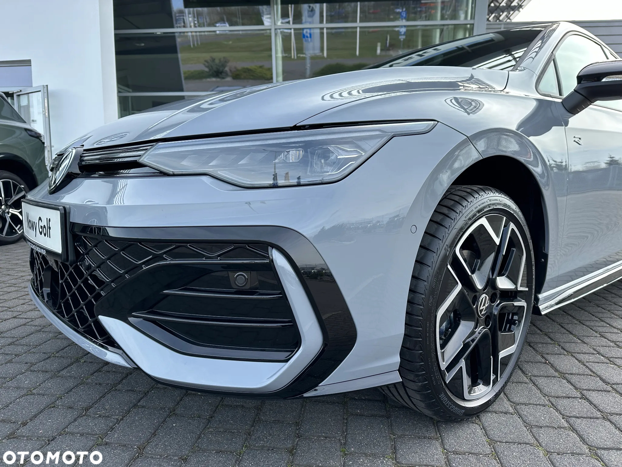Volkswagen Golf - 4