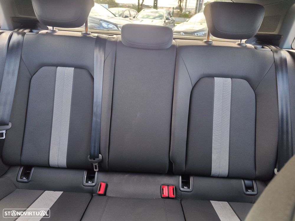 Audi A3 Sportback 30 TFSI Advanced S tronic - 24